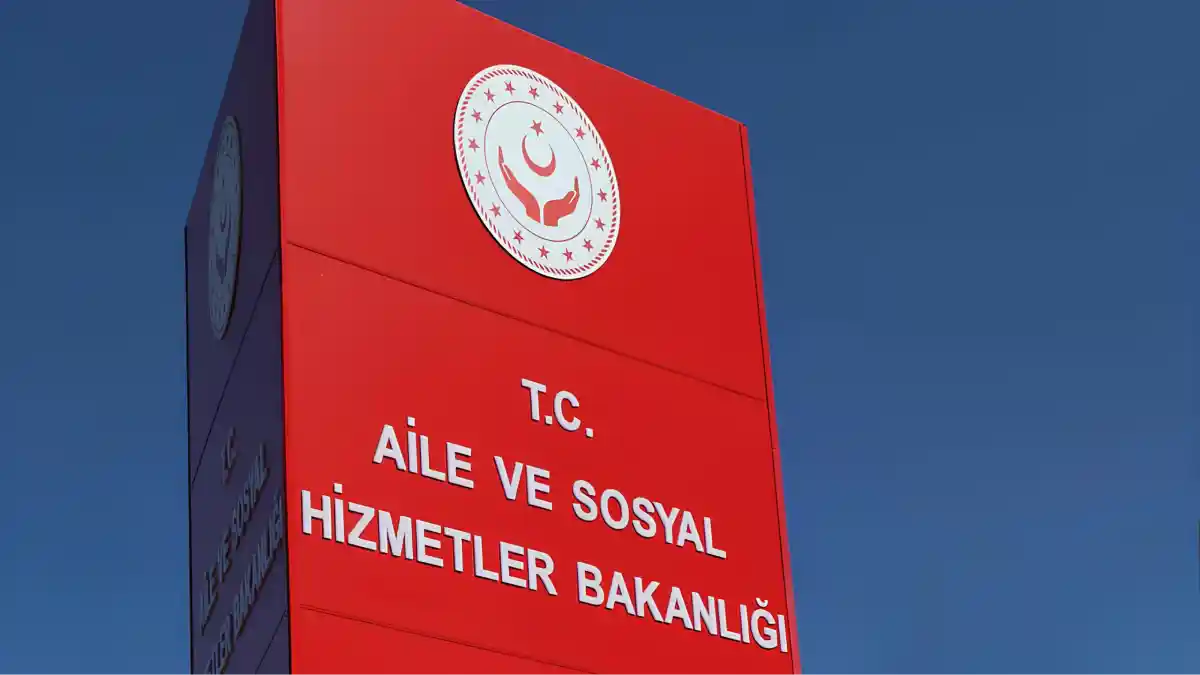 Bakanlıktan "93 yaşındaki Niyazi Vural" açıklaması: Bakım merkezine yerleştirildi