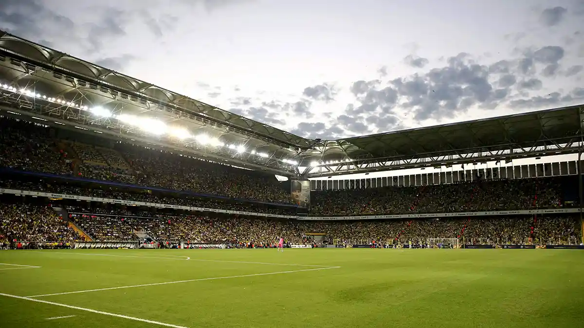 Fenerbahçe - Sturm Graz maçının biletleri satışa çıkıyor