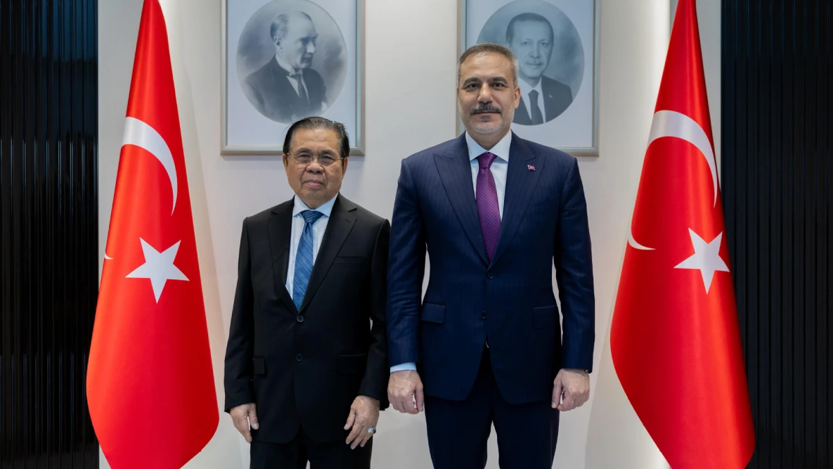 Bakan Fidan, Moro İslami Kurtuluş Cephesi Lideri Hacı Murad İbrahim’i kabul etti