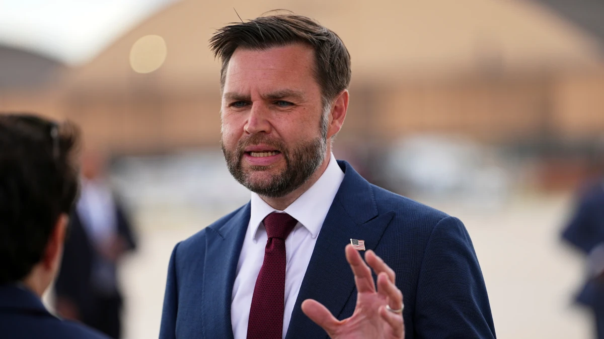 ABD Başkan Yardımcısı Vance: "Hürmüz Boğazı'nda 15 milyon varil petrol taşındı"