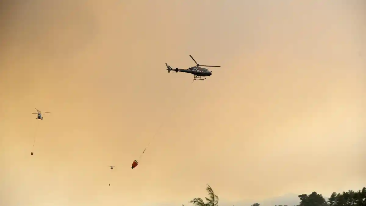 AFAD'dan orman yangınları açıklaması: 23 uçak 54 helikopter görevde