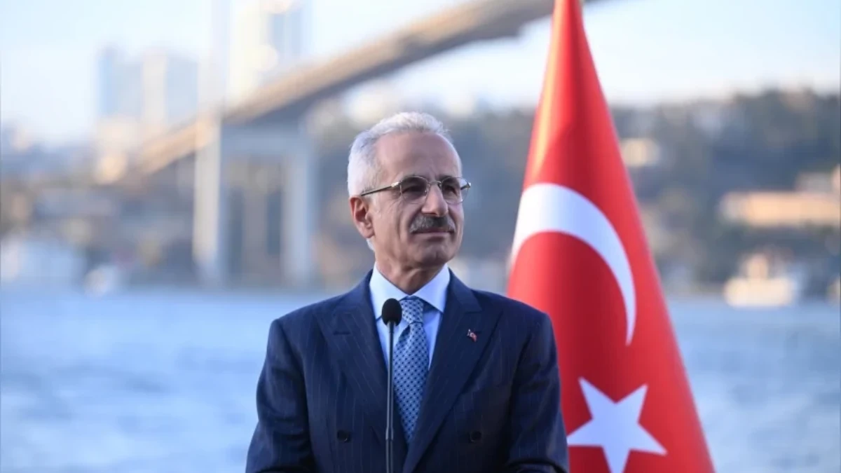 Bakan Uraloğlu’ndan şehit yakınları ve gazilere ücretsiz havacılık eğitimi müjdesi