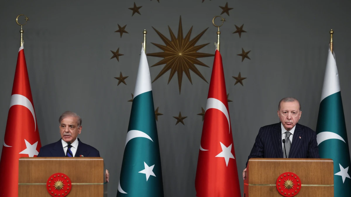 Erdoğan: Pakistan’la her alanda dayanışmamız sürüyor