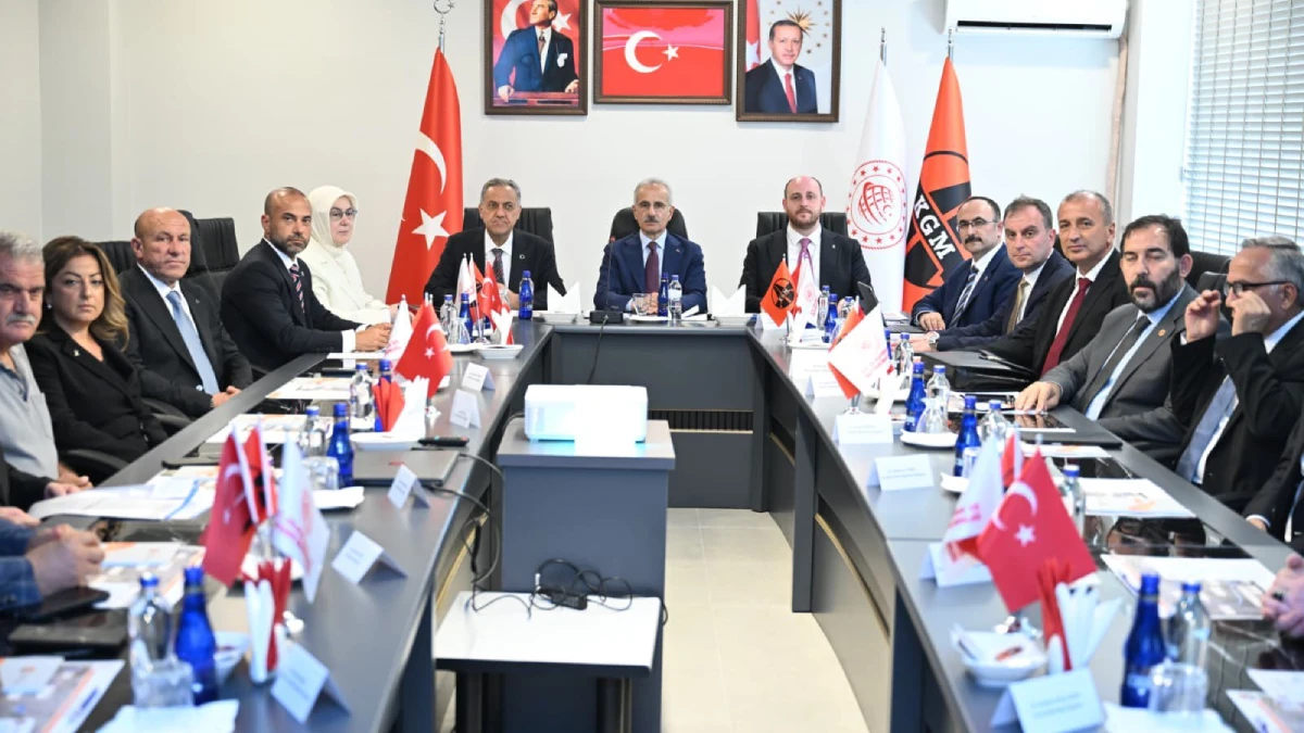Bakan Uraloğlu duyurdu: Yalova Güney Çevre Yolu ile ulaşım 3 dakikaya düşecek