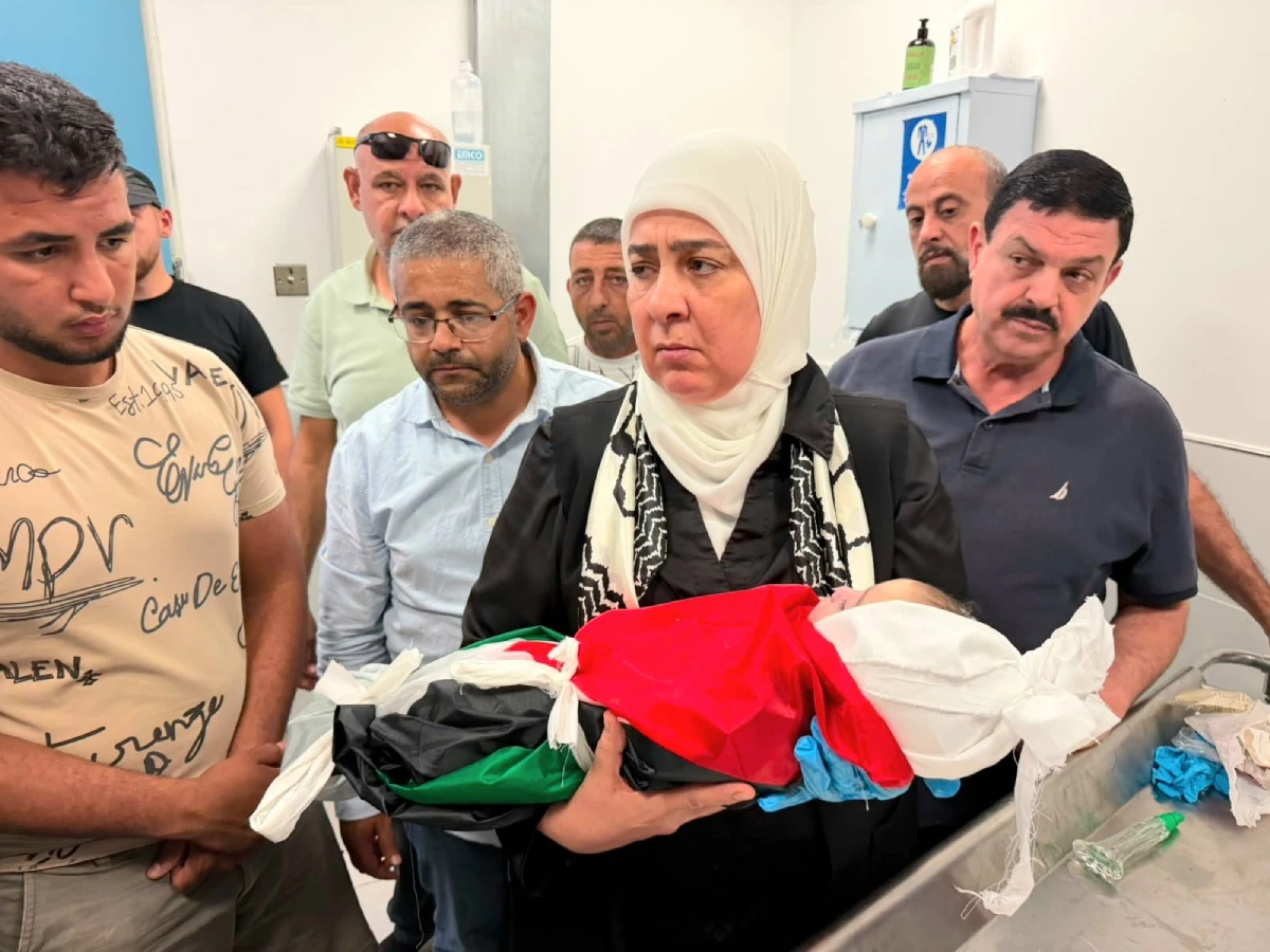 Ramallah Valisi Ghannam: 4 aylık bebek Ahmed Marouf Zeid, İsrail kontrol noktasında hayatını kaybetti