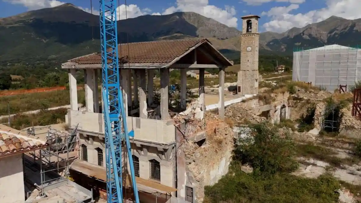 Merkez İtalya depreminden 10 yıl sonra: Kalıcı konutlarına kavuşamayan mağdurların çaresizliği