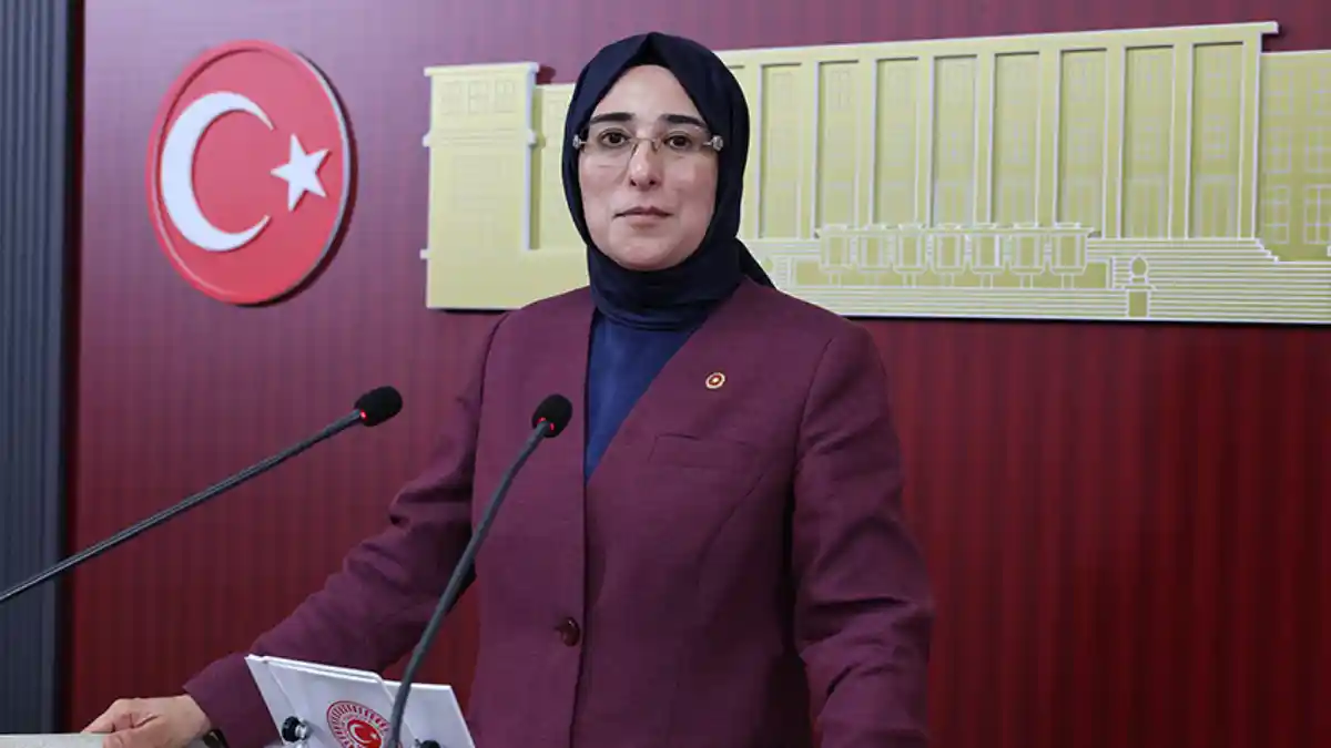 AK Parti'li Yazmacı: "AK Parti milletimizin değişim ve kalkınma özleminin karşılığı olarak doğdu"