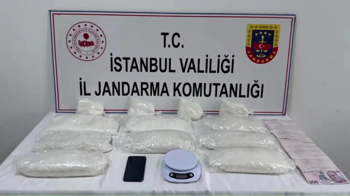 Jandarma’dan dev operasyon: 355 kg uyuşturucu, 52 bin hap, 1 milyon kök kenevir ele geçirildi