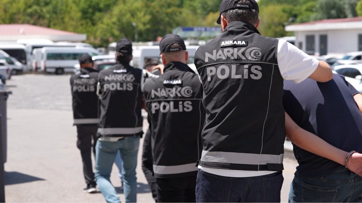 Ankara Çankaya'da uyuşturucu imalathanesine operasyon: 4 şüpheli yakalandı