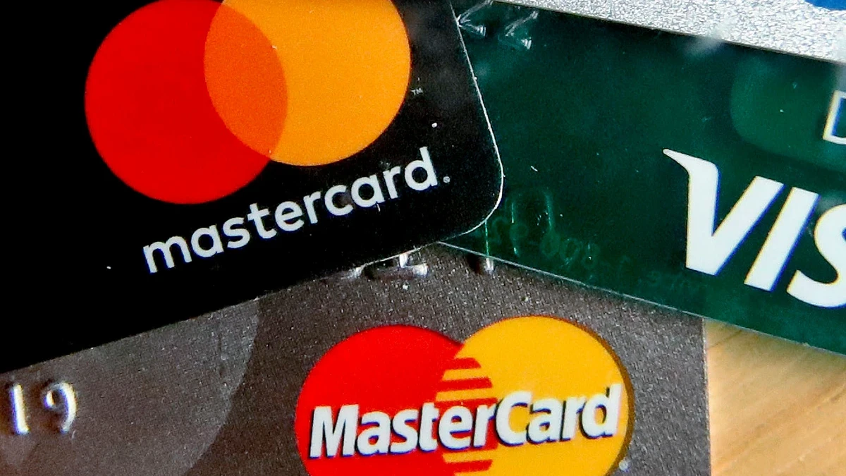 Rusya Merkez Bankası: Visa ve Mastercard kademeli olarak tedavülden kalkacak