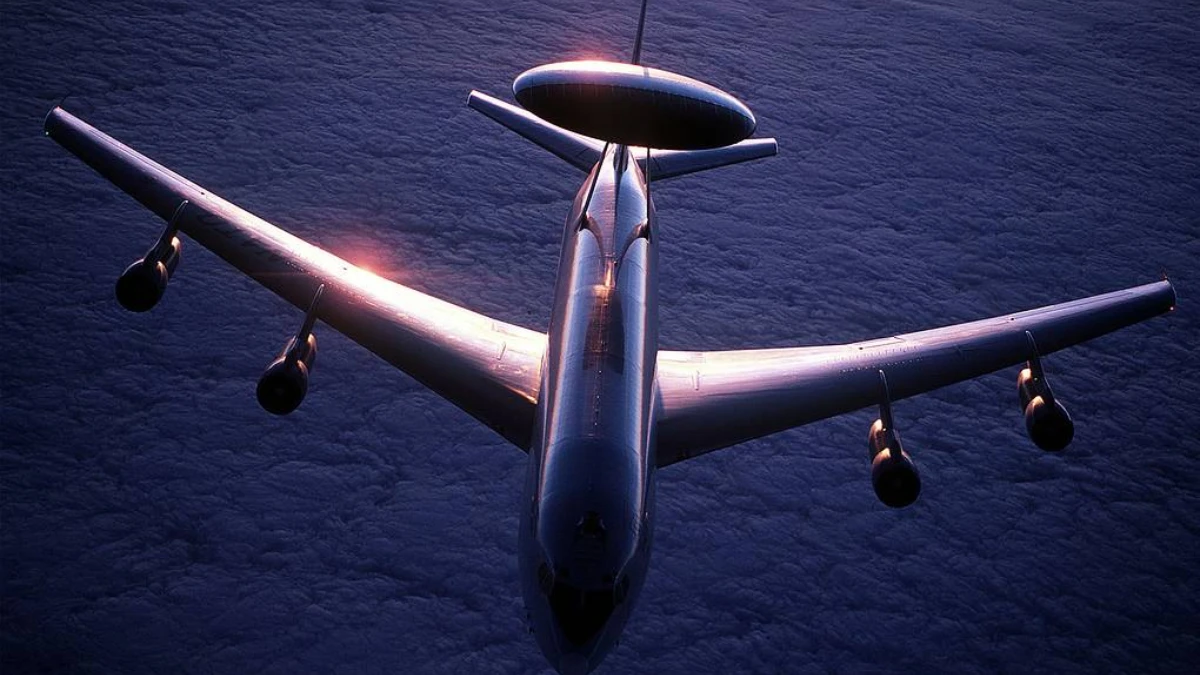 Karadeniz’de NATO Hareketliliği: E-3A Sentry ve KC-135T Havada