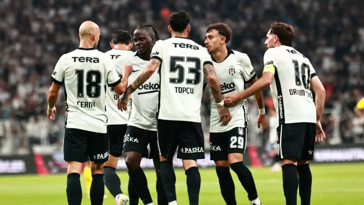 Beşiktaş Avrupa'da yoluna devam ediyor: Hradec Kralove'yi Cerny ile geçti