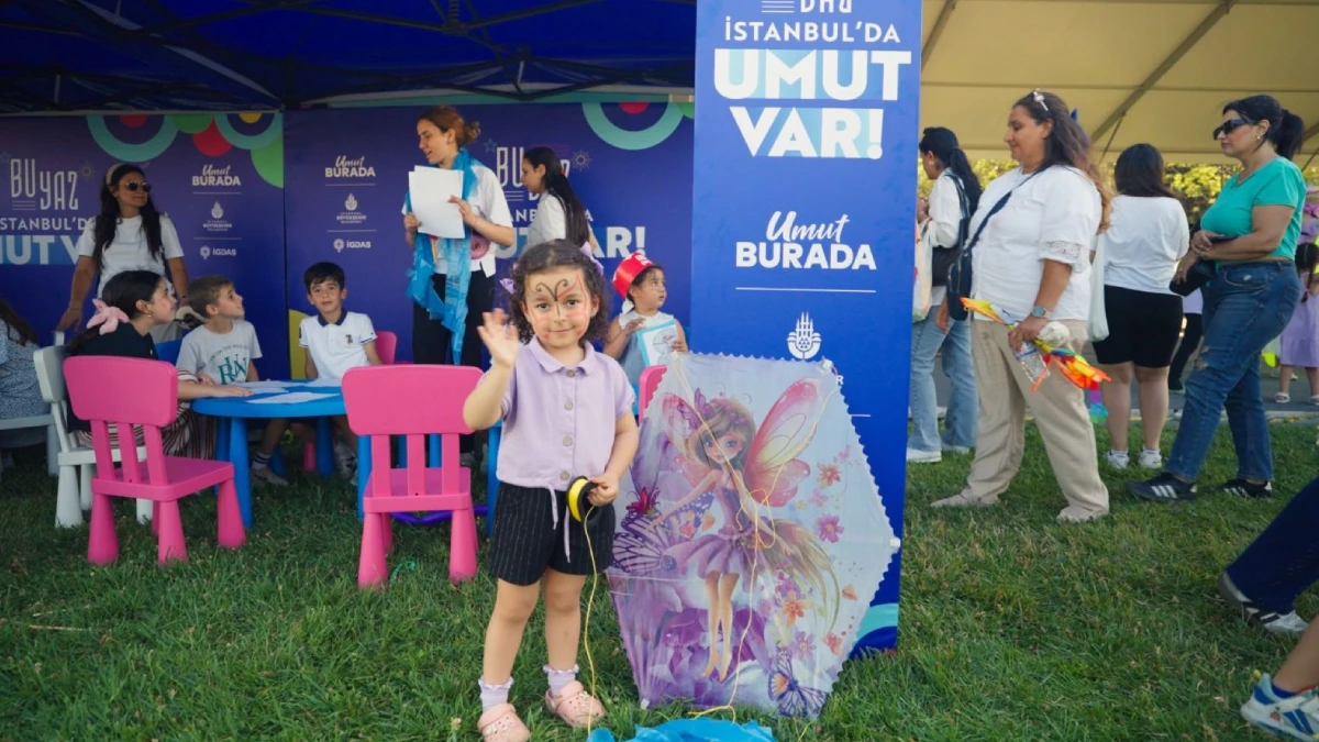 İstanbul'da parklar kültür sanatla doldu: Yaz programı sürüyor