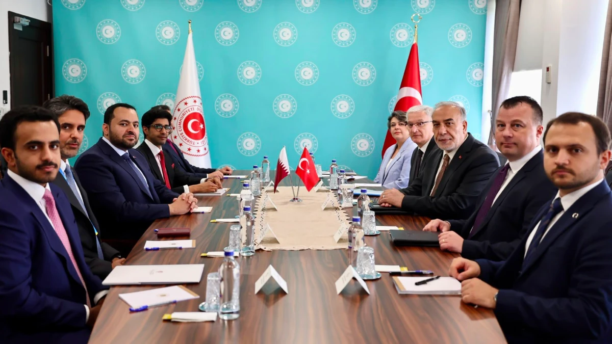 Bakan Yardımcısı Kulaklıkaya’dan Ankara’da Katar ve Bahreyn trafiği