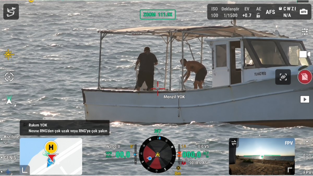 İzmir'de yasa dışı trol avcılığı yapan tekne drone ile yakalandı