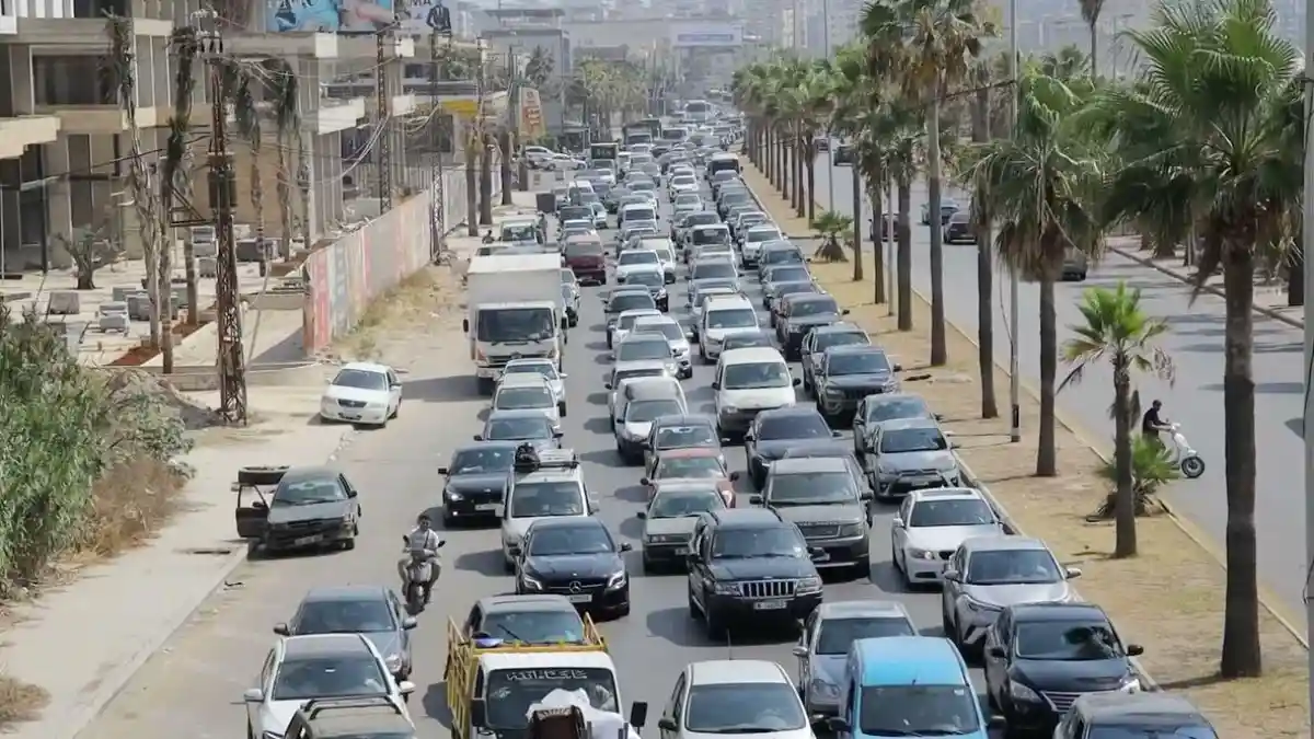 Lübnan'da İsrail saldırıları göç dalgası başlattı: 11 ölü