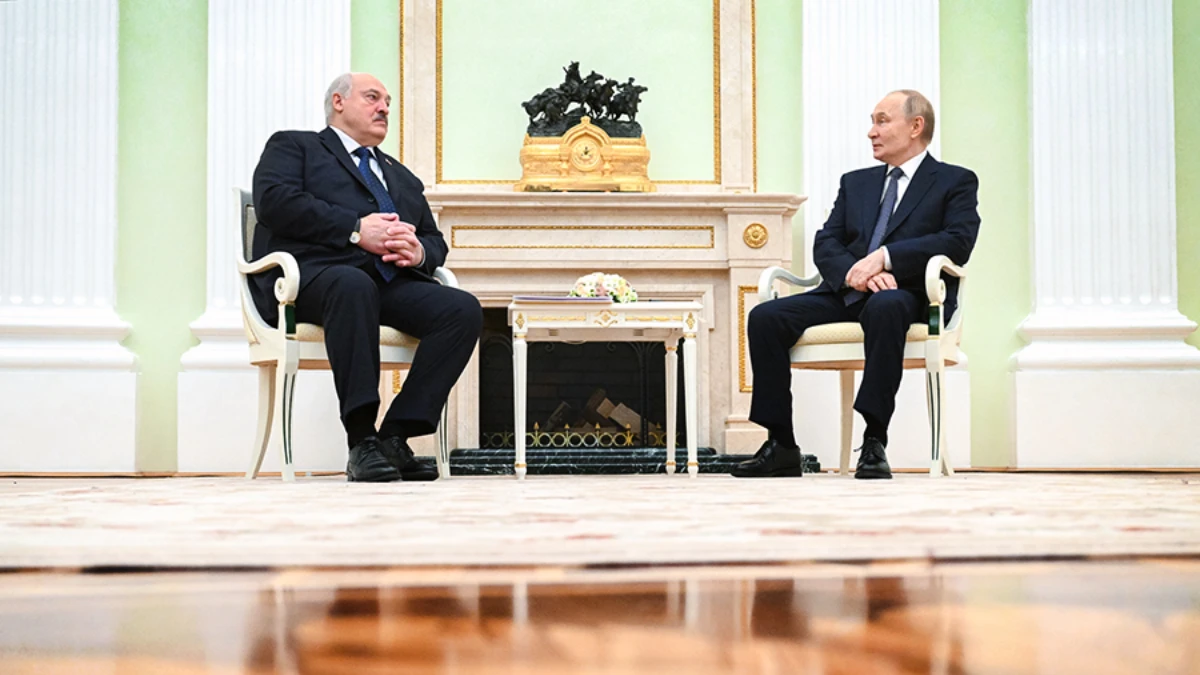 Putin ve Lukaşenko 4 saati aşkın süredir baş başa görüşüyor