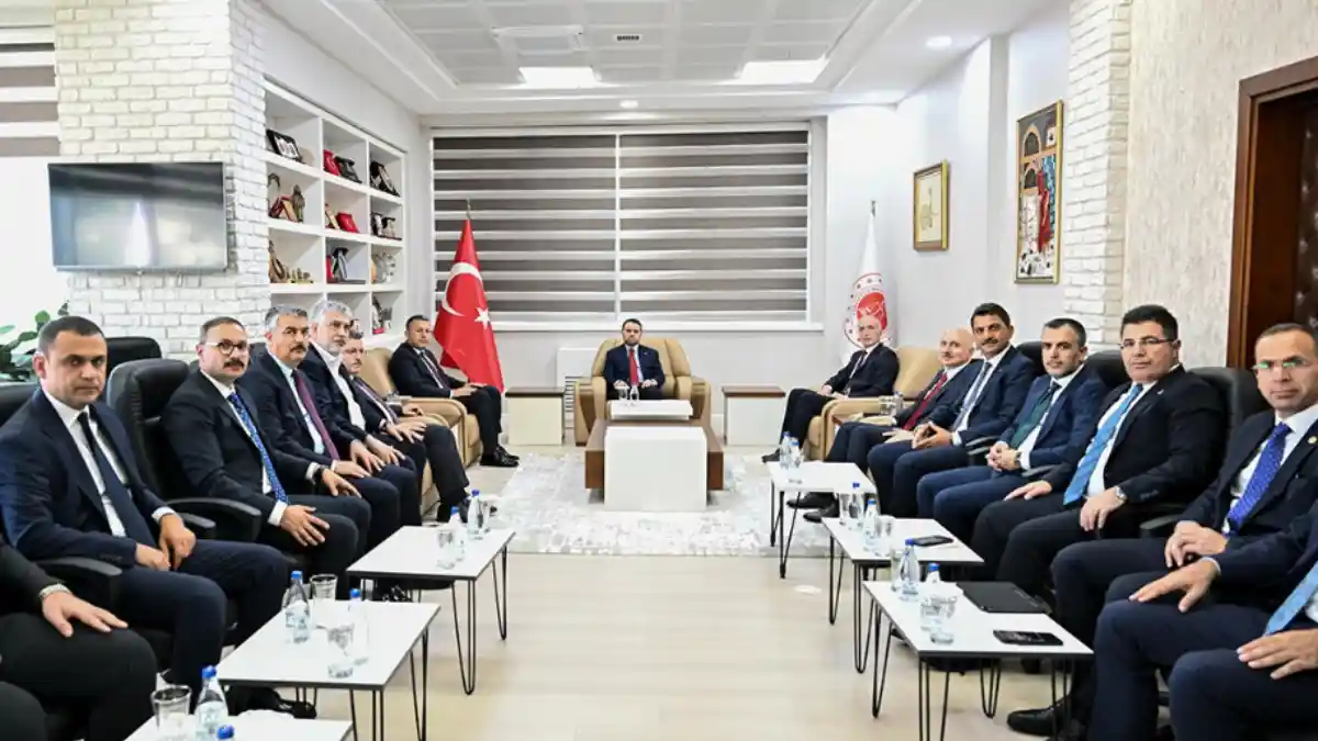 Adalet Bakanı Akın Gürlek Trabzon Adalet Sarayı’nı ziyaret etti