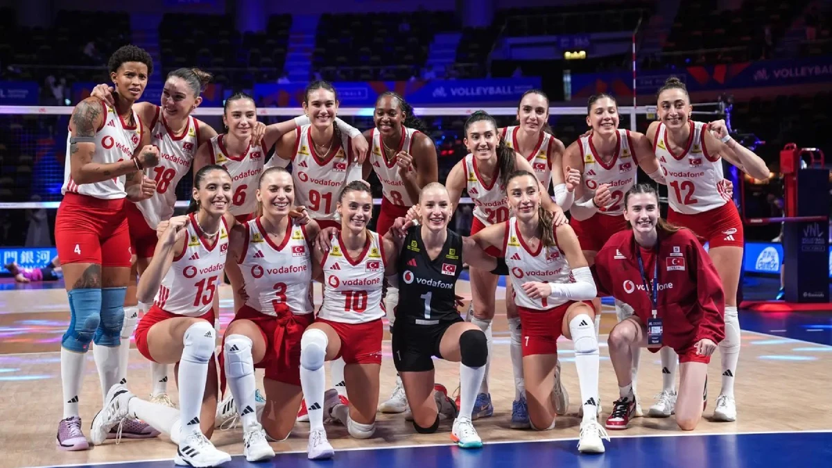 Filenin Sultanları FIVB Milletler Ligi'nde finalde: Çin'i 3-0'la geçtik!