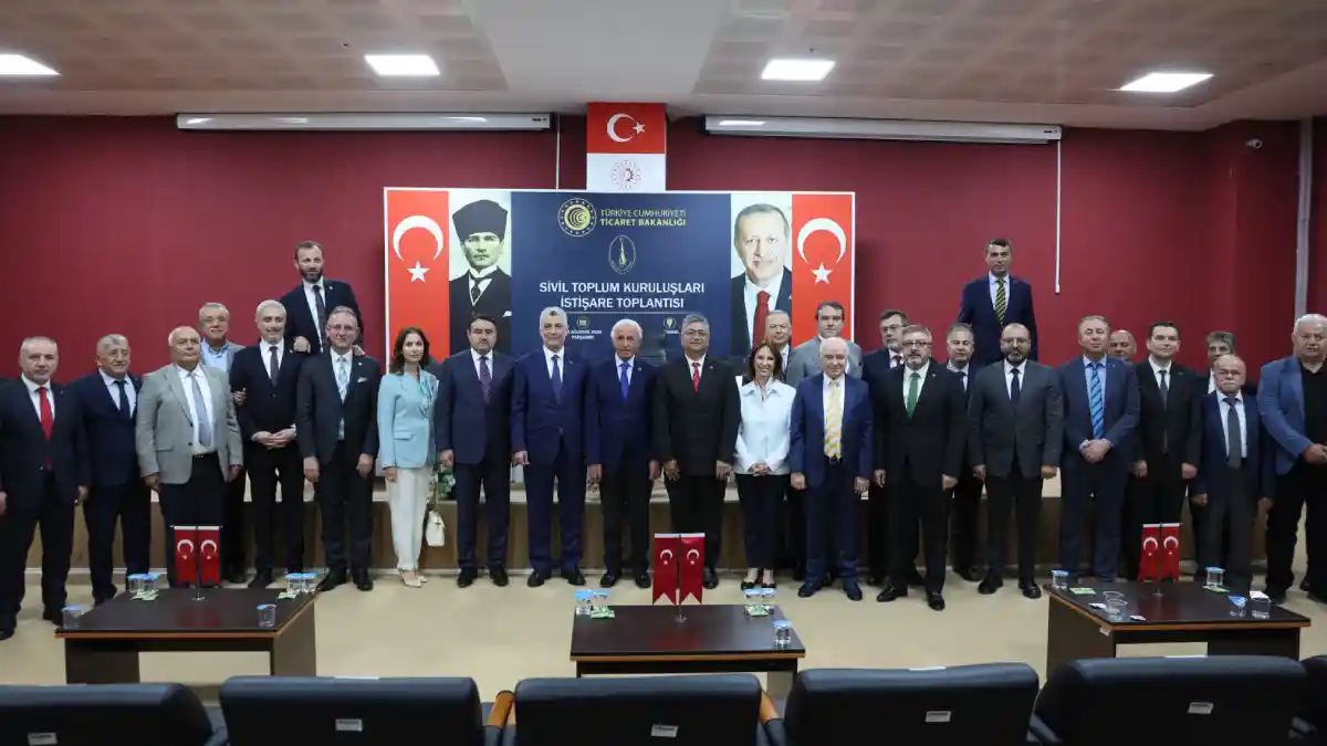 Ticaret Bakanı Ömer Bolat Kütahya’da: "Seramik ve cam sektöründe dünyada 7'nciyiz"
