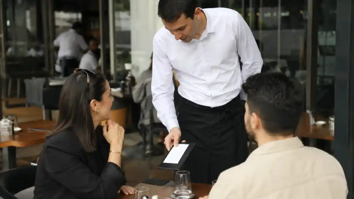 Ticaret Bakanlığı'ndan tüketici hakları uyarısı: Kuver, QR kod ve etiket fiyatı kuralları hatırlatıldı