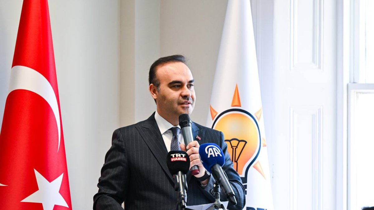 Bakan Kacır duyurdu: TÜBİTAK Fen Lisesi ilk mezunlarıyla YKS'ye damga vurdu