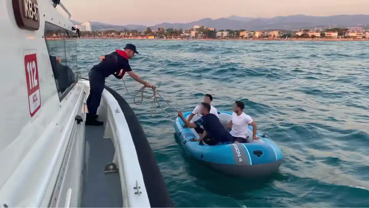 Mavi Vatan'da "Önce İnsan" anlayışı: Temmuz ayında 339 vatandaşın hayatı kurtarıldı