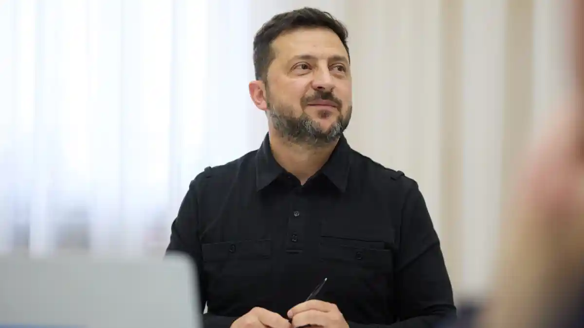 Zelenski'den Macron'a destek telefonu: Fransa'daki yangınlar için yardım teklif edildi