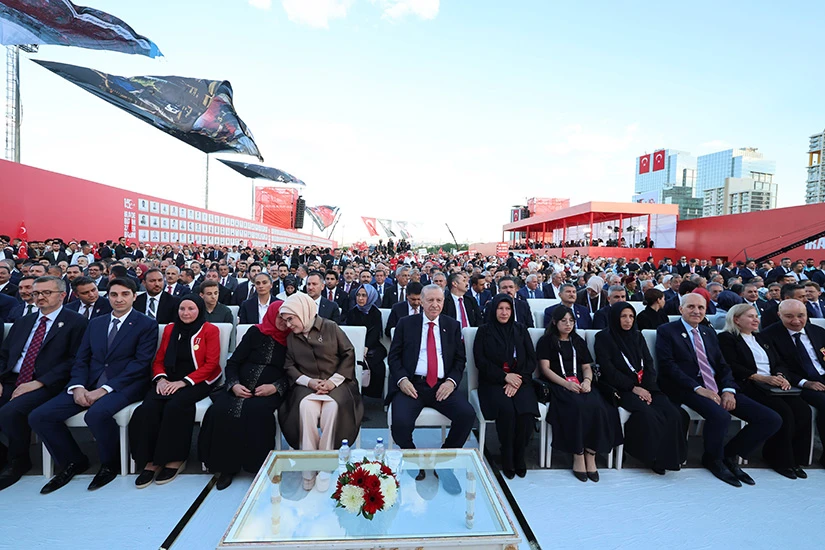 Erdoğan Başkent Millet Bahçesi'nde konuştu: Cumhur İttifakı güçlü olduğu müddetçe karanlık dönem yaşanmayacak — görsel 2