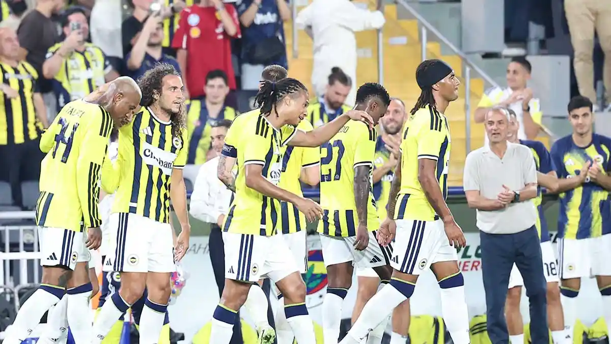 Fenerbahçe devler sahnesinde: Olympique Lyon Kadıköy'e geliyor