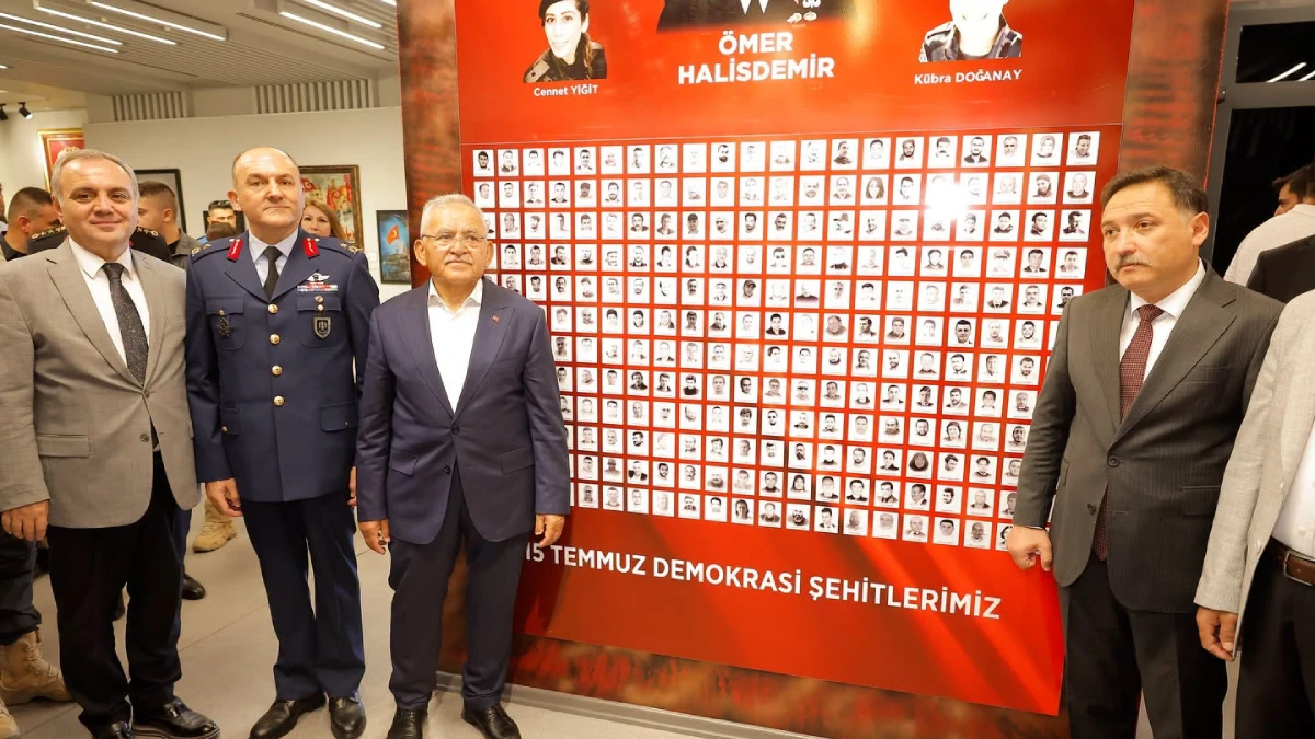 Kayseri’de İrade Bizim, Zafer Bizim sergisi açıldı