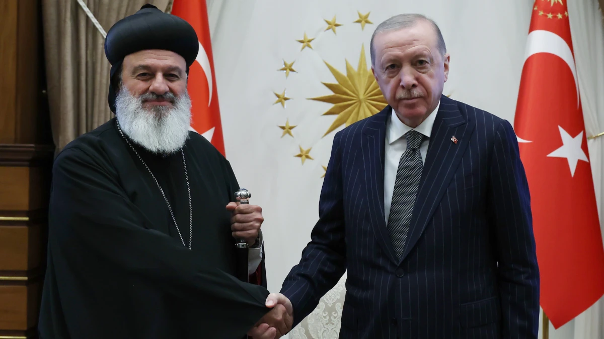 Cumhurbaşkanı Erdoğan, Süryani Patriği Mor İğnatius II. Efrem'i Külliye'de kabul etti