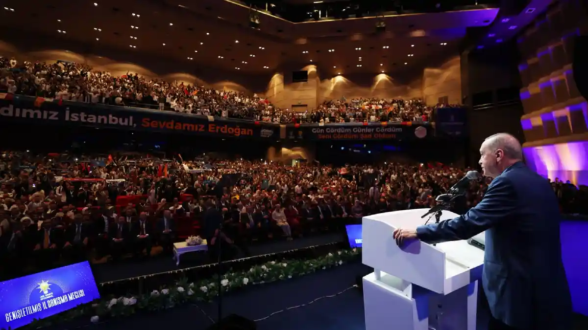 Erdoğan: Esnaf kredisi 1,5 milyon liraya, yatırım kredisi 3,5 milyon liraya çıkarıldı
