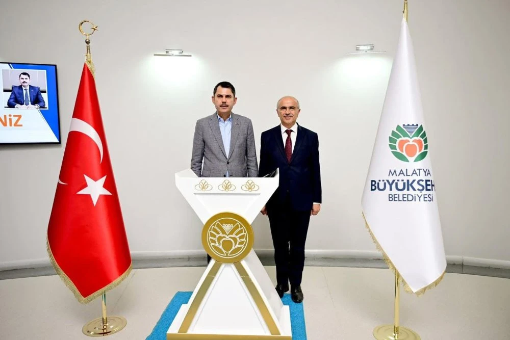Bakan Murat Kurum'un adı Malatya'da caddeye verildi