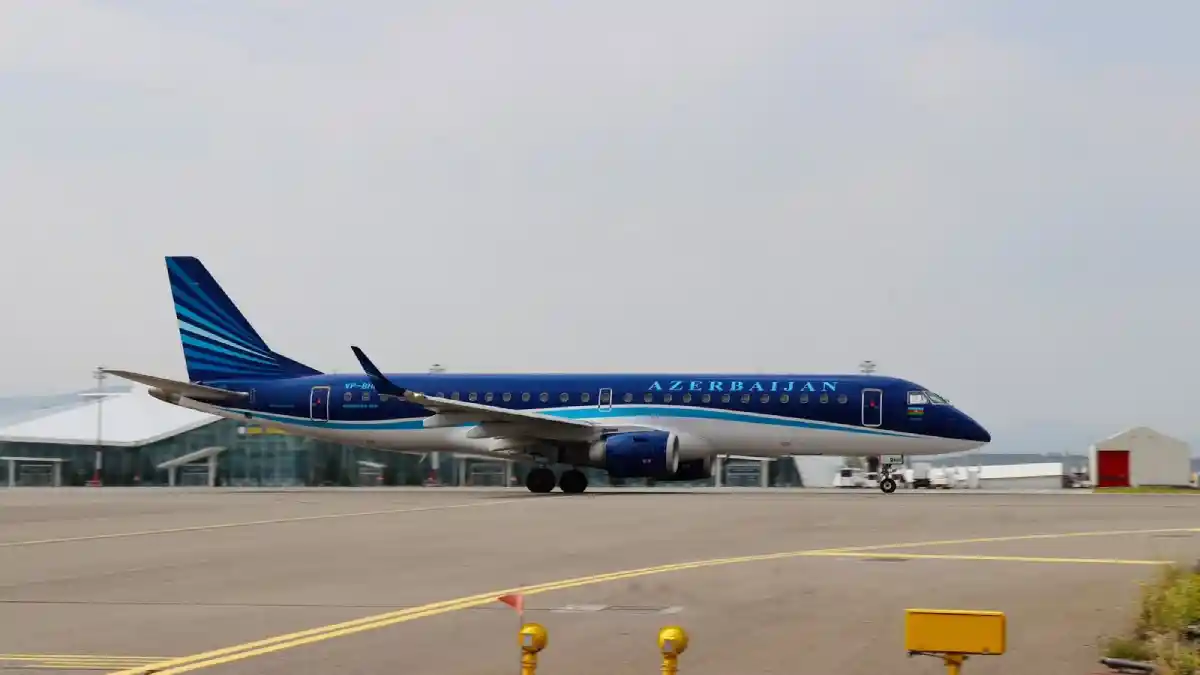 AZAL, Bakü-Kars seferlerine başladı: Haftada 2 gün karşılıklı uçuş