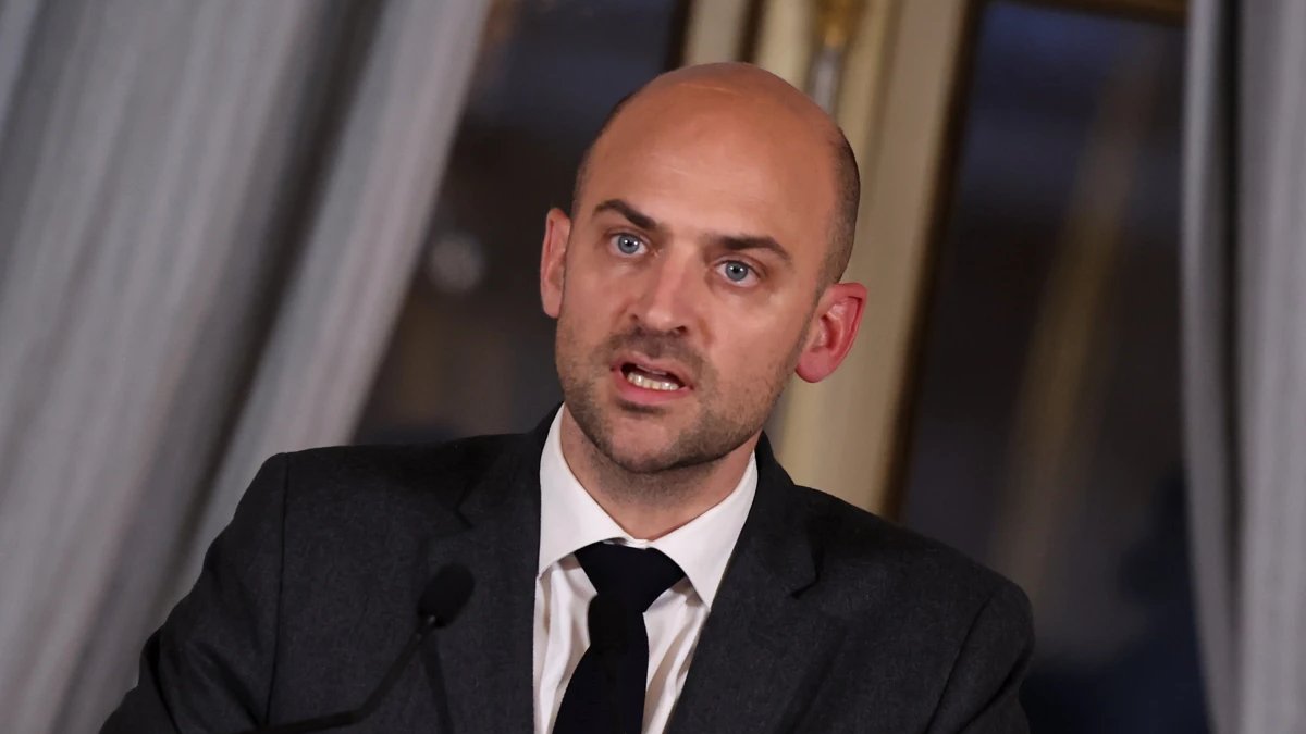 Fransa ile İran arasında diplomatik kriz: Tahran Maslahatgüzarı Dışişleri'ne çağrıldı