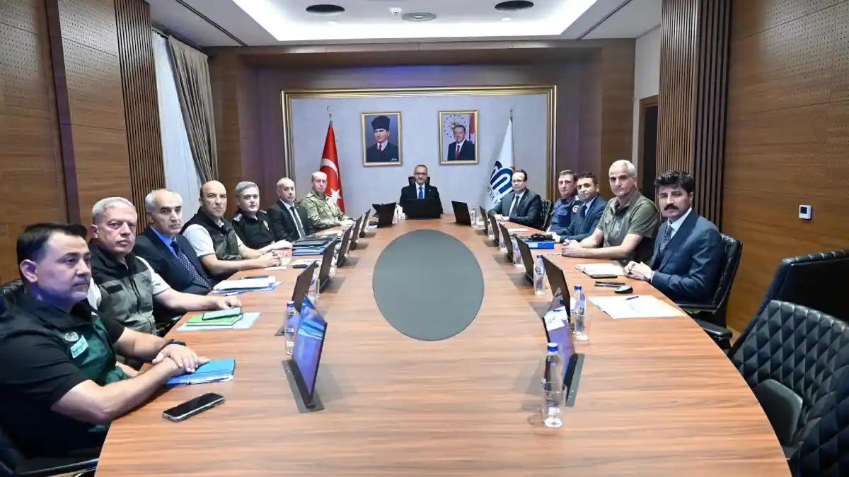 Malatya Valiliği duyurdu: 63 bin kişi sorgulandı, binlerce sentetik ecza ve çok sayıda silah ele geçirildi