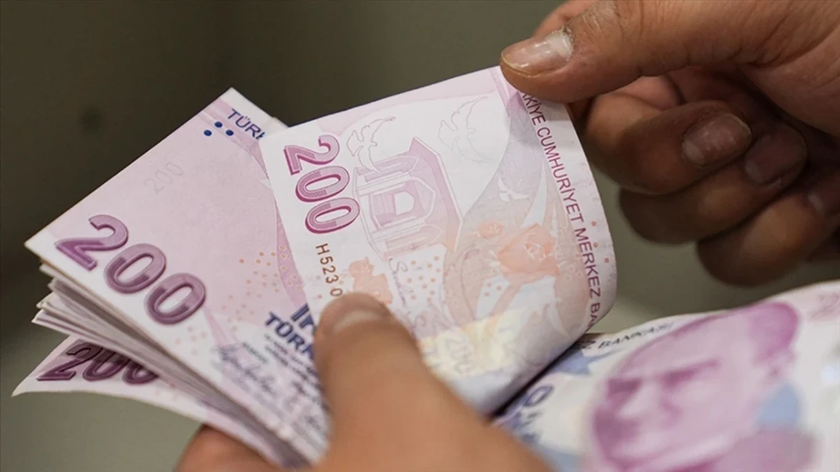 KKTC'de asgari ücret zammı belli oldu: Net 61 bin 677 TL'ye yükseldi