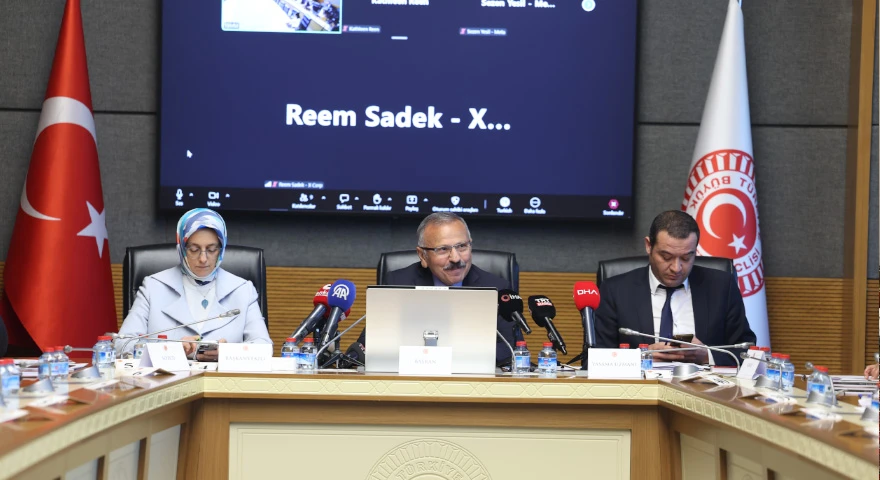 TBMM'de okul saldırıları komisyonu TikTok, X ve Meta'yı dinledi
