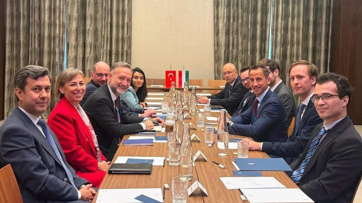 Dışişleri Bakan Yardımcısı Gümrükçü Budapeşte’de temaslarda bulundu