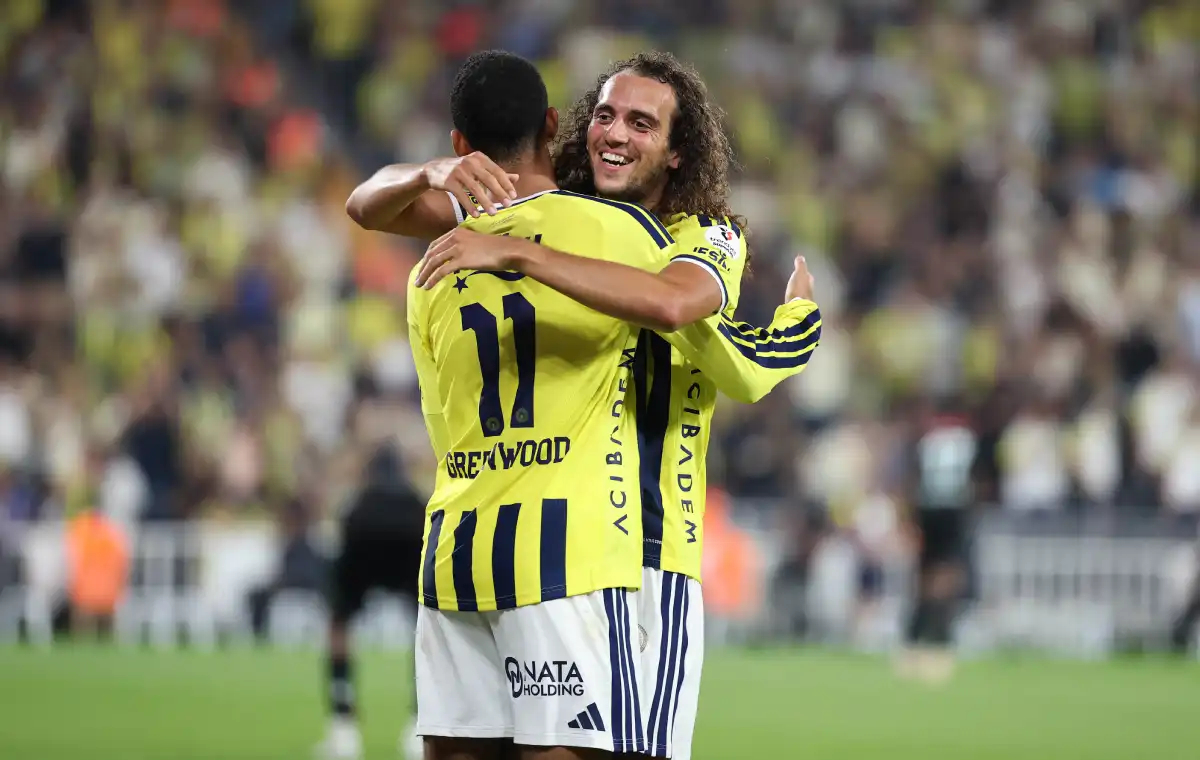 Kadıköy'de Fırtına Koptu: Fenerbahçe 4-2 Tümosan Konyaspor
