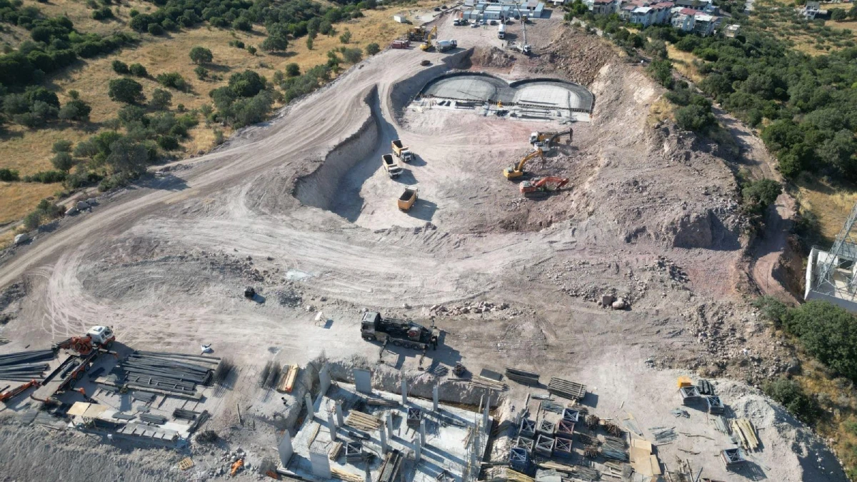 İzmir Büyükşehir'den Dikili'ye 1,5 milyar liralık çevre yatırımı