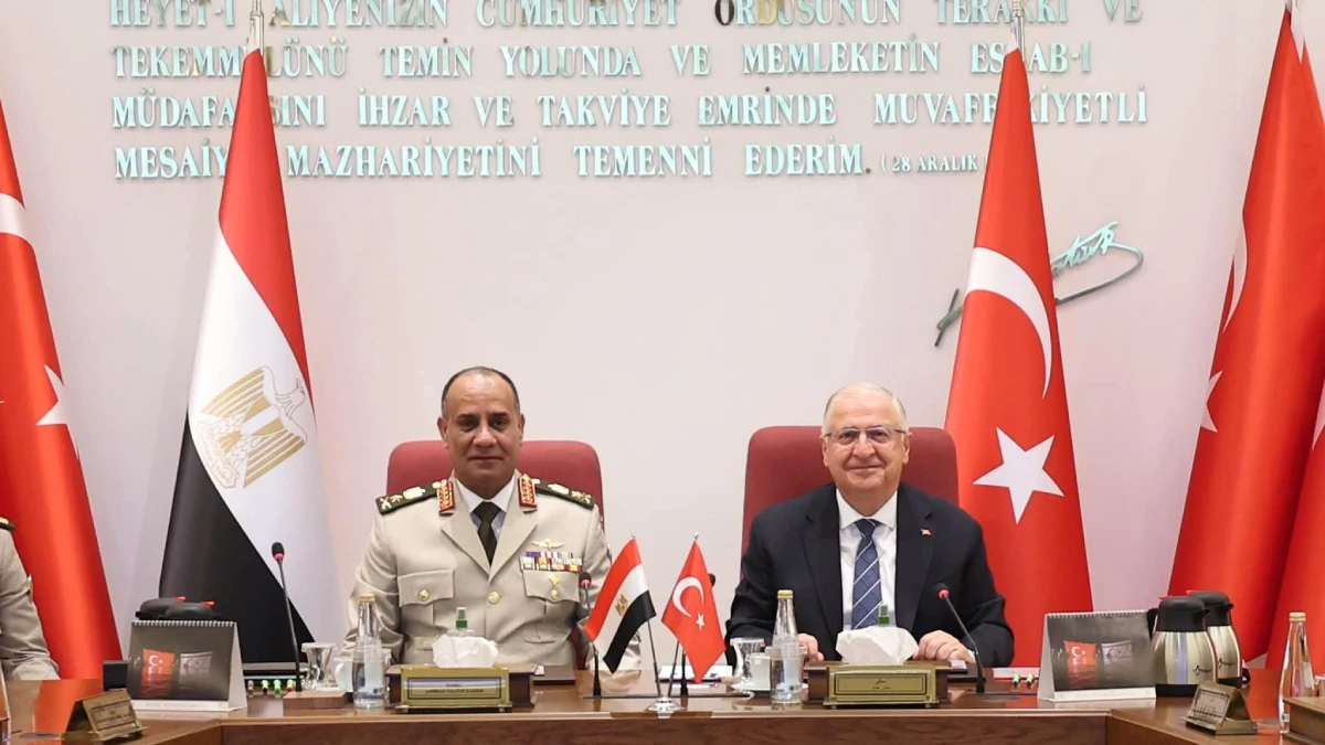 Türkiye-Mısır arasında savunma işbirliği: Niyet mektubu imzalandı