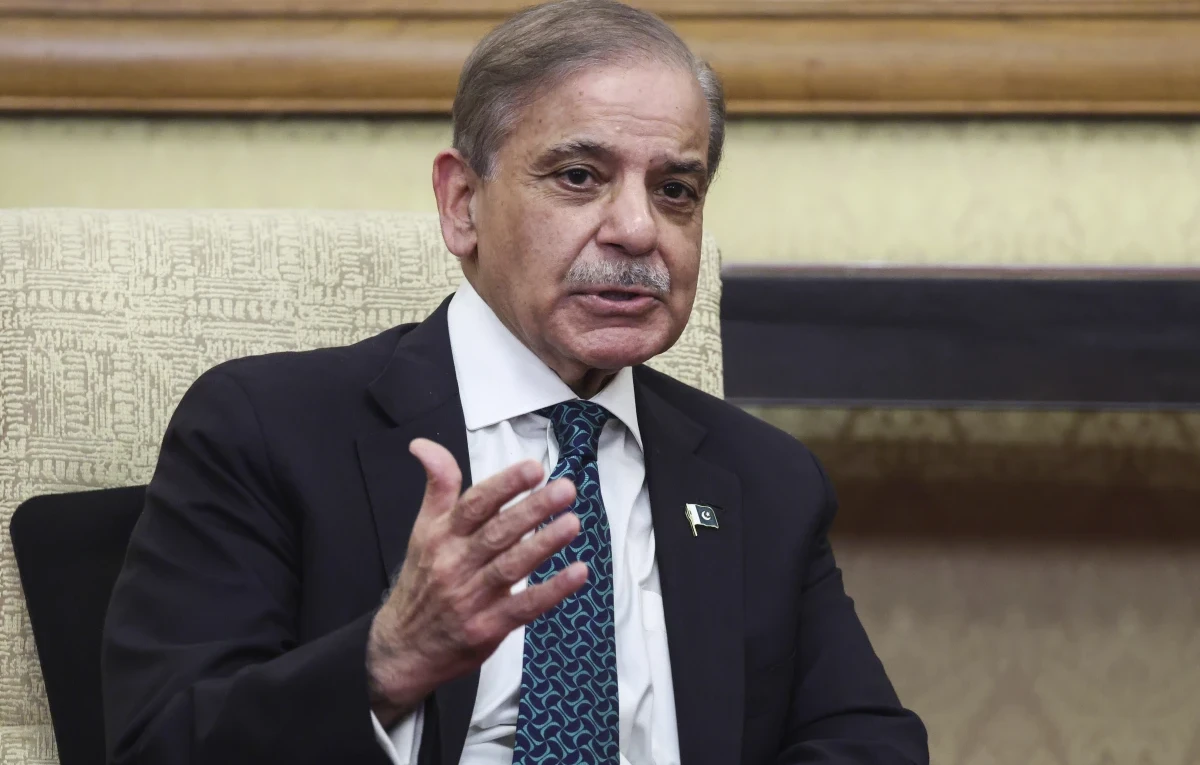 Pakistan Başbakanı Şerif: İran-ABD arasında arabuluculuğa devam etmeye hazırız