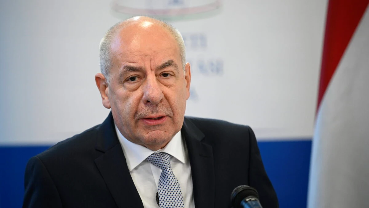 Macaristan’da kriz: Cumhurbaşkanı Sulyok, görevden alınmasının önünü açan anayasa değişikliğini reddetti