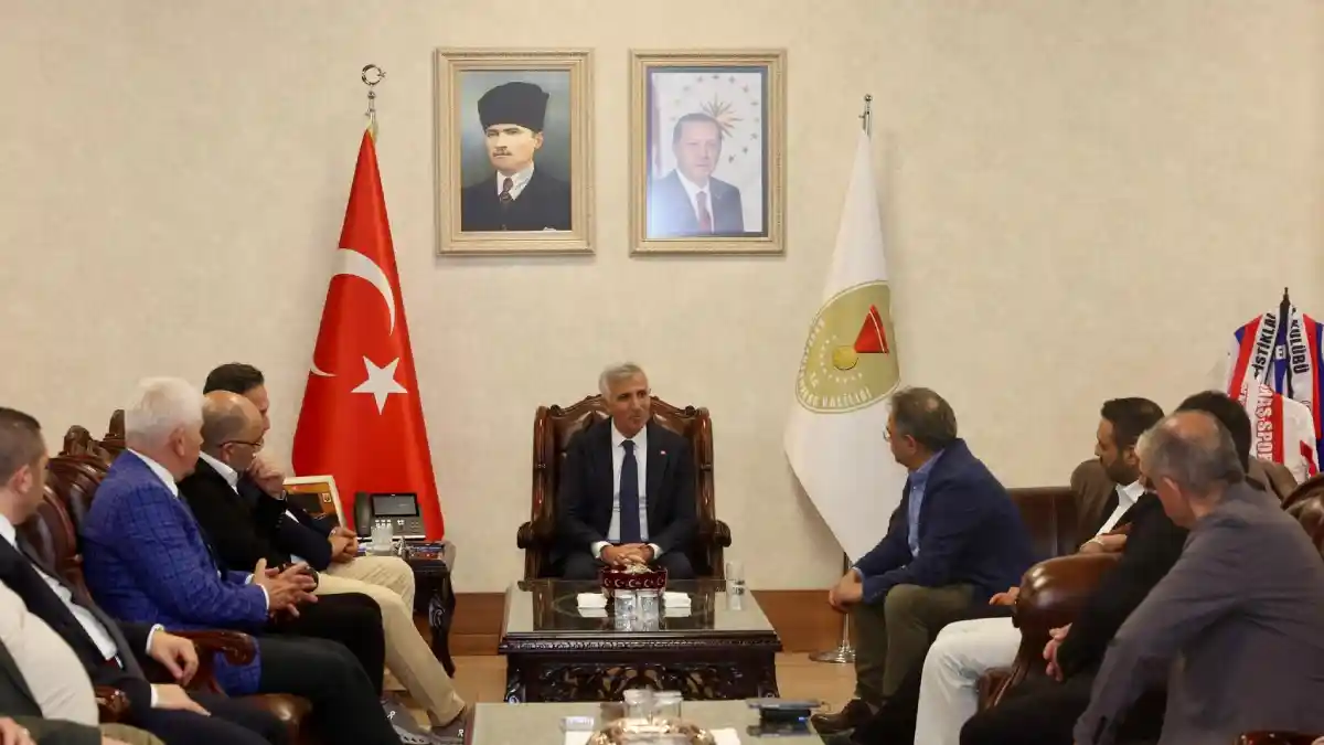 Vali Mükerrem Ünlüer, TürkMedya heyetini ağırladı: Kahramanmaraş'ın ihya süreci masaya yatırıldı
