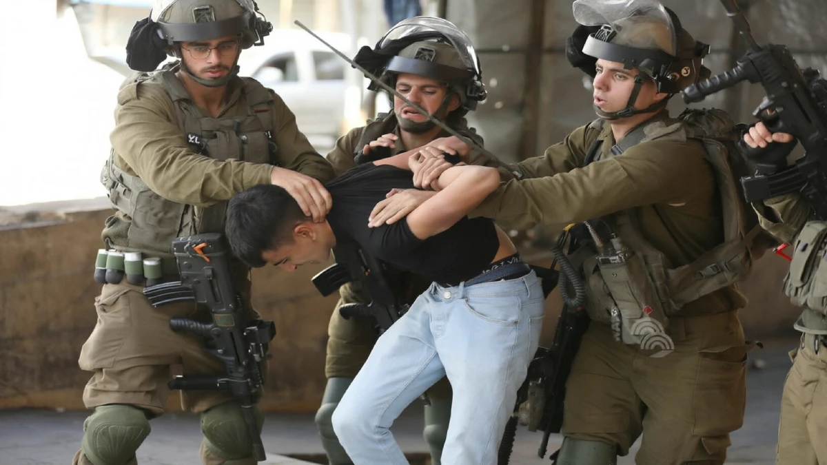 İsrail İşgal Güçlerinden Ramallah'a Şafak Baskını: 7 Filistinli Gözaltına Alındı