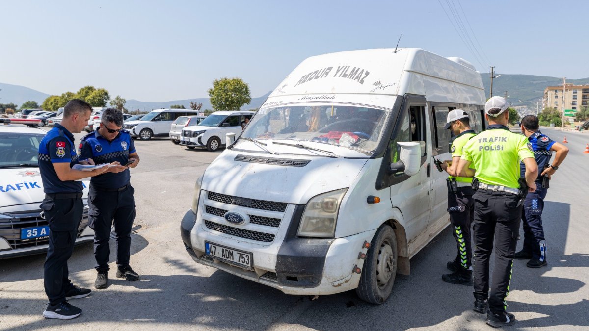 İzmir'de korsan taşımacılığa 60 gün trafikten men