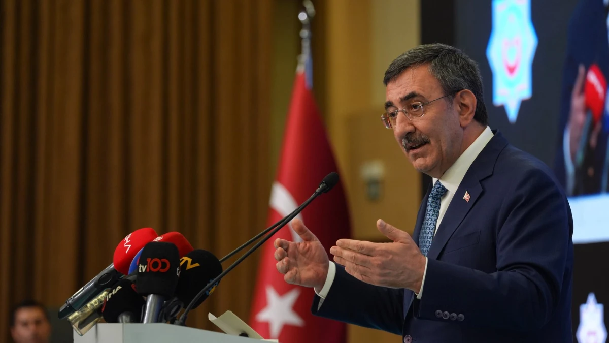Cumhurbaşkanı Yardımcısı Cevdet Yılmaz TASAV'ın bağımlılık sempozyumuna katıldı