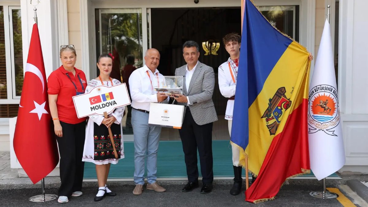 Samsun Büyükşehir Belediyesi'nden uluslararası halk oyunları festivali